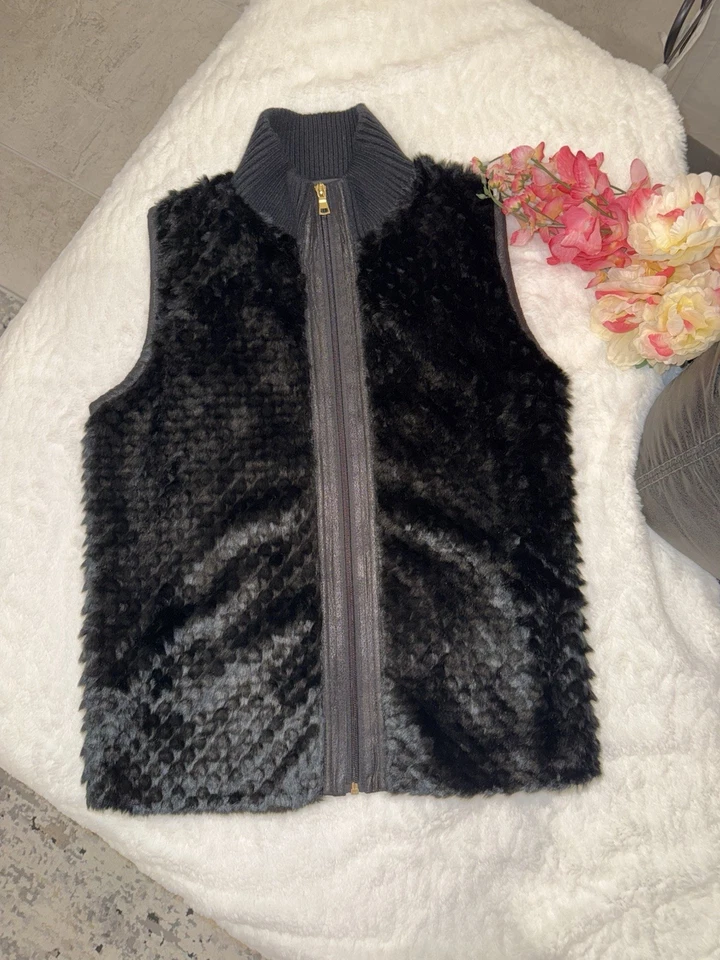 Ruby Rd. Black Faux Fur Vest Size PM - Image 1 of 4