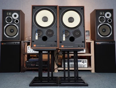 Par de altavoces de monitor de estudio JBL 4311B - Clásicos restaurados de colección - 1 año WRT Foto 1 de 4