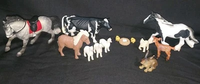 Lote de 13 figuras de animales de granja Schleich, safari, mojo, caballos, vacas, conejo, ciervo Foto 1 de 4