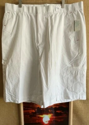 NUEVO CON ETIQUETAS Bobby Jones XH20 Hombre’s Blanco Plano Pantalones Cortos Carga 42 Ligero Foto 1 de 4