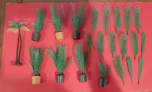 Large Lot of Playmobil Fern House Brown Pot Ferns, Tree & Plants- Over 18 - Picture 1 of 2