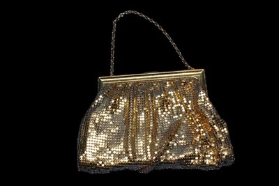 Bolso Cartera de Noche Whiting & Davis Dorado Brillo Glomesh EE. UU. Años 90 Boda Formal Foto 1 de 4
