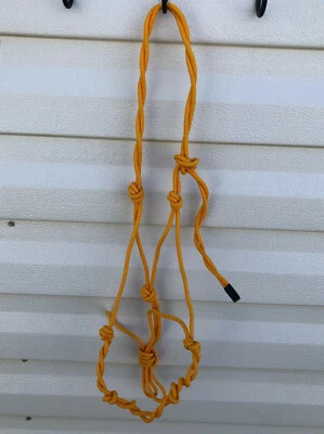 Nuevo Halter Cuerda de Vaquero Torcida Natural Caballería 4 Nudos Brida Sin Brocas AHE Foto 1 de 4