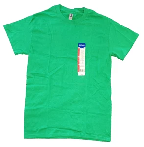 NEW Gildan G5000 Adult Irish Green Classic Fit Heavy Cotton Crew Neck TShirt SzS - Picture 1 of 6