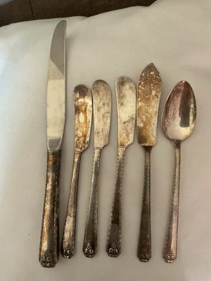 Cuchillo distintivo de placa de plata de prestigio vintage/1 cuchara lote de seis de Oneida Foto 1 de 4