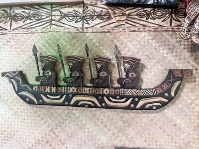 全新 3' Marquesan 风格 独木舟 带 4 个 Tiki Paddlers Tiki 酒吧 装饰 海洋风 — 第 1/4 张图片