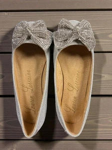 Lauren Lorraine GINGER-K Silver Rhinestone Bow Ballet Sz 9.5 NIB Sparkly Shoes - Picture 1 of 12