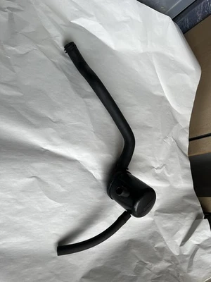 Cárter con tubos Fiesta Rs Turbo Ford Escort Mk4 Xr3i Efi Breather - Imagen 1 de 4