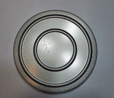 Vintage Hold's 8 MM Metal Movie Film Can Foto 1 de 4