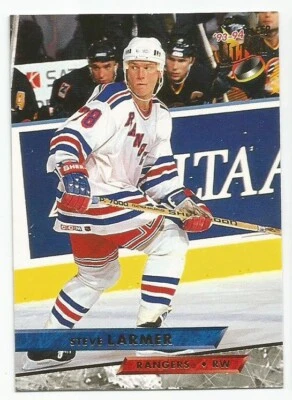 STEVE LARMER 1993-94 FLEER ULTRA CARD MINT CONDITION - Image 1 of 2