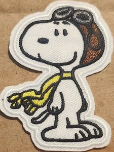 Snoopy de Peanuts bordado hierro en parche - Imagen 1 de 1