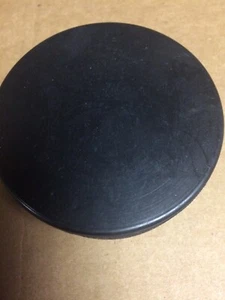 VINTAGE HOCKEY PUCK MADE IN Czechoslovakia🏒🥅 Blank On Both Sides 🏒 - Picture 1 of 6