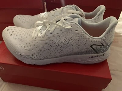 Tênis de corrida New Balance Fresh Foam X Tempo v2 masculino 12 branco cinza MTMPOLW2 - Imagem 1 de 4