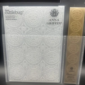 Cricut Cuttlebug Anna Griffin Embossing Folder Holiday Medallion Christmas + - Picture 1 of 5