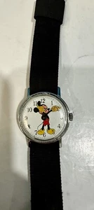 Orologio da polso analogico Walt Disney produzione Topolino 3010 2471 perfettamente funzionante - Foto 1 di 6