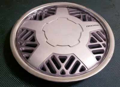 (1) OEM 1991-1992 Dodge Spirit 14" Hubcap Wheel Cover #480 p/n 4472280-66008 - Image 1 of 4