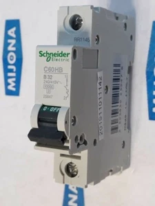 Schneider Electric 240/415V C60HB B32 25847 Disyuntor (NEW OLD STOCK) - Imagen 1 de 4