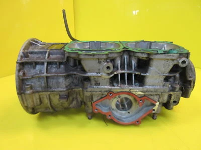 OEM SKIDOO SKI DOO 793 800 ENGINE MOTOR CRANK CASES SUMMIT MXZ LEGEND GRAND TOUR - Image 1 of 4