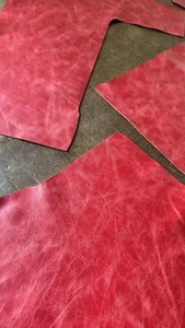 Rindleder rot 1kg Reststücke Leder Reste Bastelleder ca. 1 mm dick Lederreste - Bild 1 von 3