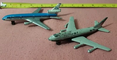 LOTE DE 2 aviones Matchbox Boeing 747 1973 vintage, SB 13 DC 10 Royal Dutch Foto 1 de 4