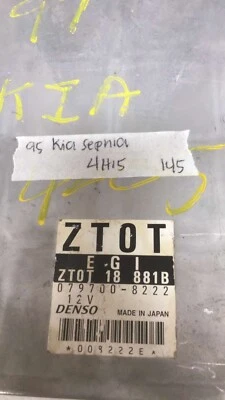 Computadora ZT0T 18 881B ecm ecu 1995 Kia Sephia Foto 1 de 2
