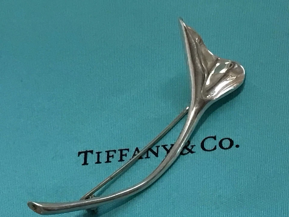 Broche TIFFANY & Co. prata esterlina 0,925 CALLA LILY - Imagem 1 de 4