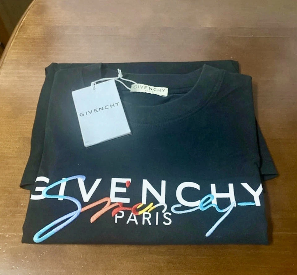 Camiseta Givenchy Talla M - Imagen 1 de 4