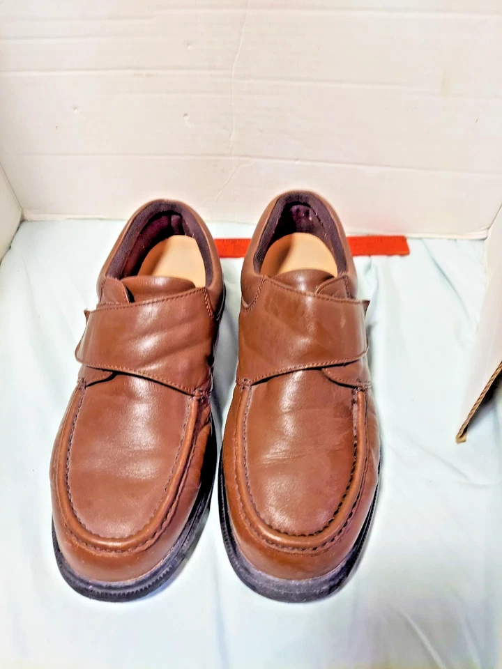 Hush Puppy Zapatos Hombre 10.5 AMPLIO, MARRÓN. Foto 1 de 4