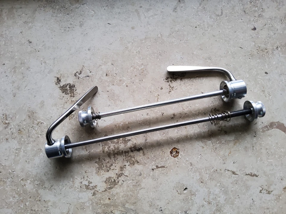 Rennrad Schnellspanner TUNE TITAN - Bild 1 von 1