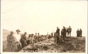Petrified Tree, Cash Township, South Dakota Postcard (1920s) - Picture 1 of 2