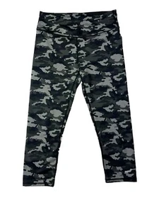 Fabletics Women's Grey Black Camo Camouflage Crop Leggings Yoga Pants Size Small - Picture 1 of 6