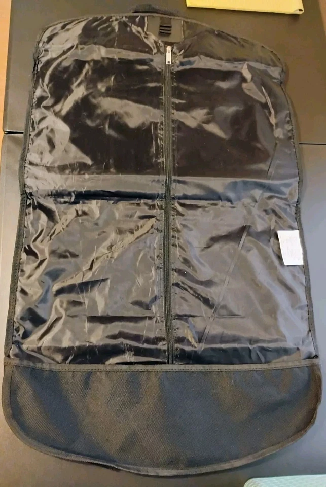 American Tourister 服装袋黑色帆布隔层随身携带 — 第 1/4 张图片