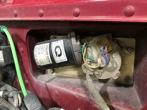 Compatible with 2006-2016 Peterbilt 386 with Cooling Module Windshield Washer Fluid Reservoir Tank Compatible with 2006-2016 Peterbilt 386 with Cooling Module Windshield Washer Fluid Reservoir Tank