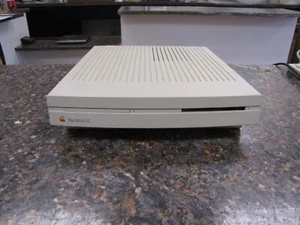 Computer Apple Macintosh LC M0350 vintage 1990 ha RAM + scheda video Lapislazzuli 10017 - Foto 1 di 10
