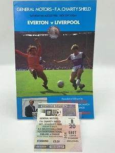 RARE Everton v Liverpool 1986 Charity Shield Programme + Ticket - Picture 1 of 3