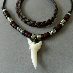 Large Shark Tooth Replica Necklace Bracelet Mens Boys Black Brown WoodBead Set - Picture 1 of 3