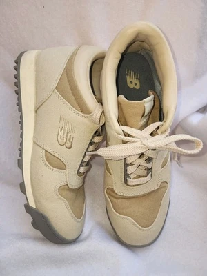 New Balance Men's Rainer Tan Hiking Boot Size 11 EUC - Image 1 of 4