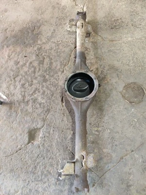 89-98 GEO TRACKER 铃木 Sidekick 后差速器外壳 — 第 1/4 张图片