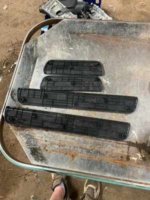 2014-2016  Kia Soul Door Inner Sill Trim Panel Front& Rear Set 85872-B2000 OEM - Image 1 of 2