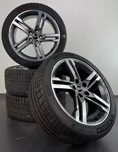 Audi 18 Zoll Felgen A4 S4 B9 8W Sommerreifen Sommerräder 8W0601025M #C323 - Bild 1 von 7