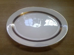 Royal Doulton Harlow 34 Cm Oval Plate - Picture 1 of 3