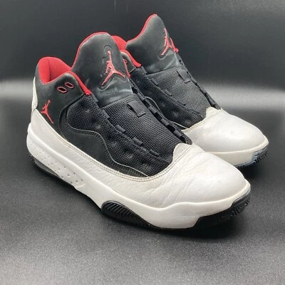 Size 8 - Jordan Max Aura 2 White Black - Image 1 of 4