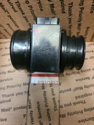 AF10229 Delphi Mass Air Flow Sensor New for Volvo V70 S70 1999-2000 - Image 1 of 4