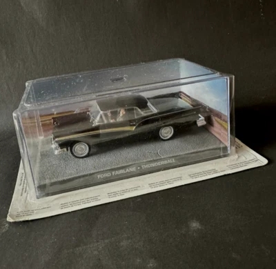 Veicolo Die-Cast James Bond FORD FAIRLANE Di Circa 12Cm Di Lunghezza - Immagine 1 di 3