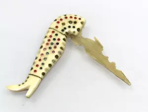 Antiguo cuchillo de bolsillo victoriano tallado para botas con patas abridor de letras - Imagen 1 de 11