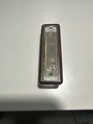 宝马 E30 车牌灯 325i 318i 325ix 325ic 318is 1984-1991 — 第 1/3 张图片