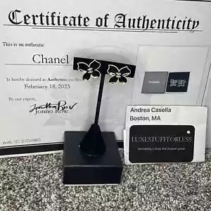 Authentic Chanel black and gold enamel flower clip on earrings w/ box & coa - Picture 1 of 9