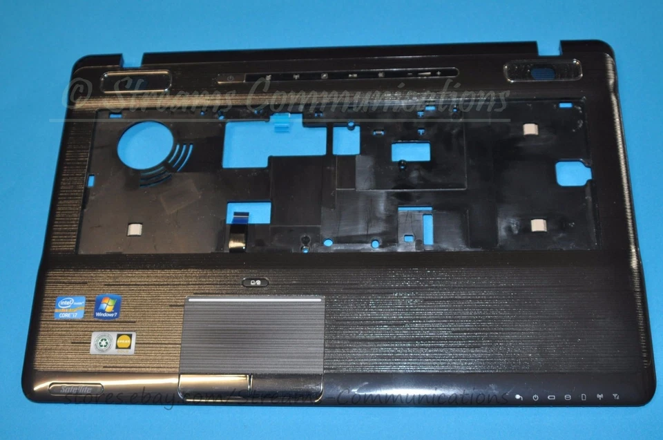 Reposamanos para computadora portátil TOSHIBA Satellite P770 P775 Series 17,3 pulgadas + panel táctil Foto 1 de 4