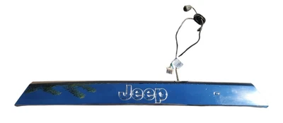 Jeep Grand Cherokee 2011-2013 OEM PUERTA LEVADIZA TRASERA MOLDURA CROMADA CON BOTÓN Foto 1 de 4