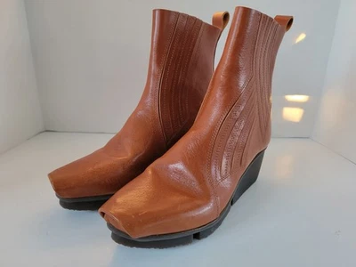 From Germany:  TRIPPEN Ankle Boots, Size 38 (US 7.5) Wedge Heel Leather Booties - Image 1 of 4